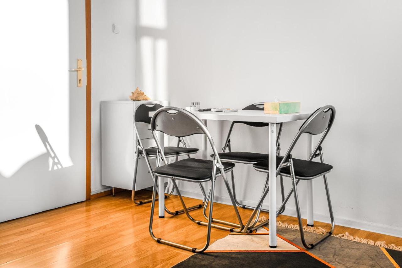 Joyful 2Br Shared Apt Near Millenium Tower & Danube River Viena Exterior foto